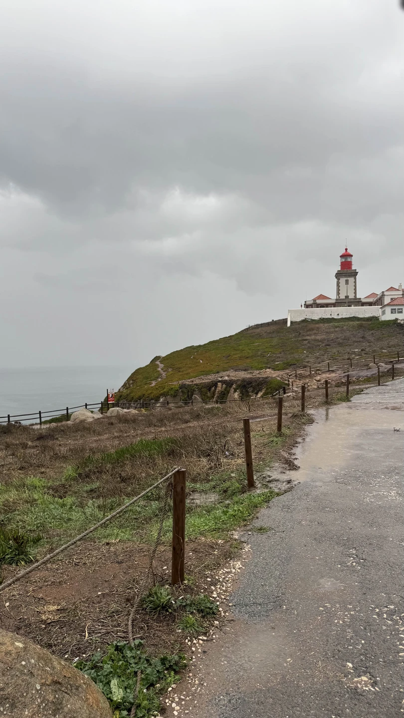 Провели замечательный день с гидом Татьяной по маршруту: Лиссабон – Синтра – Кабо Рока – Кашкайш!