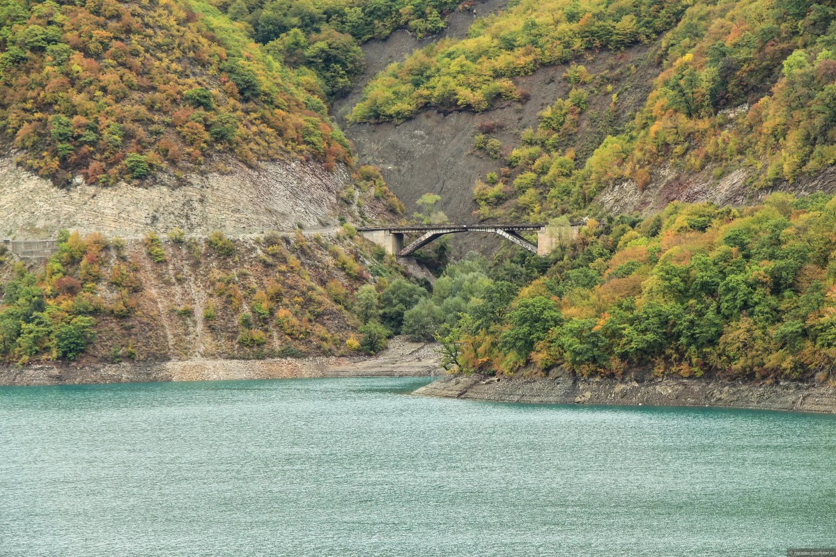 Фото 3 - Экскурсия: "Джута и Казбек: единение с природой"