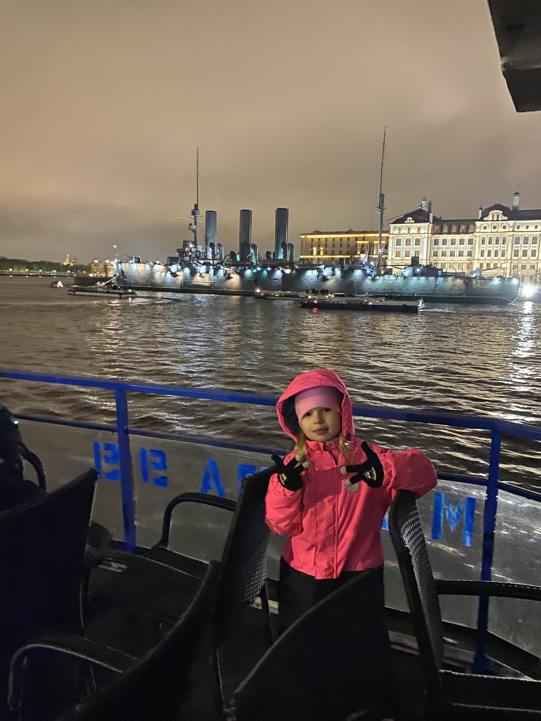 Пять разводных мостов - на теплоходе с гидом (Екатерина)