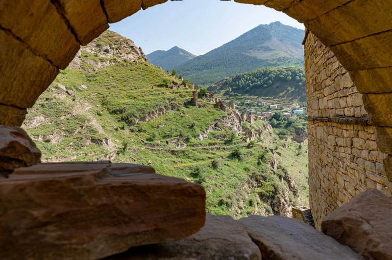 Аул-призрак Гоор, старый Кахиб и Язык Тролля — в компании местного жителя