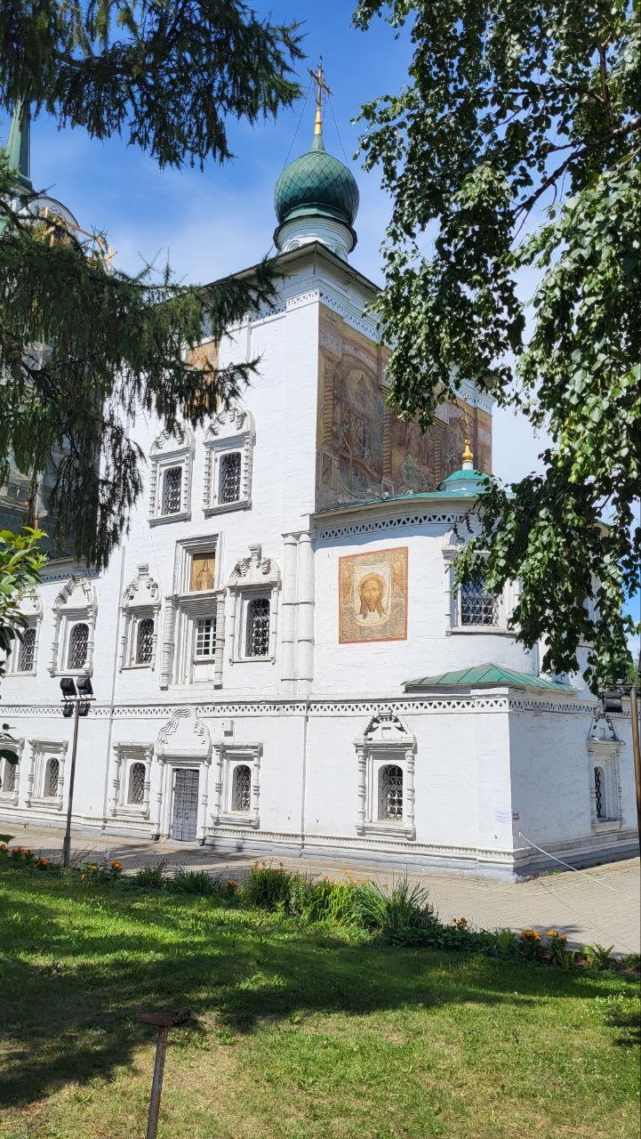 Спасибо Дарье за интересную живую экскурсию по городу