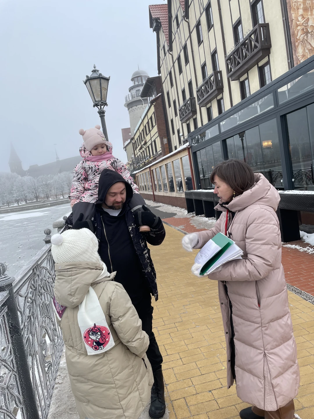 Приехали семьей в Калининград (дети 2 и 6 лет). Экскурсия замечательная)) Екатерина настоящая волшебница! Рассказала об