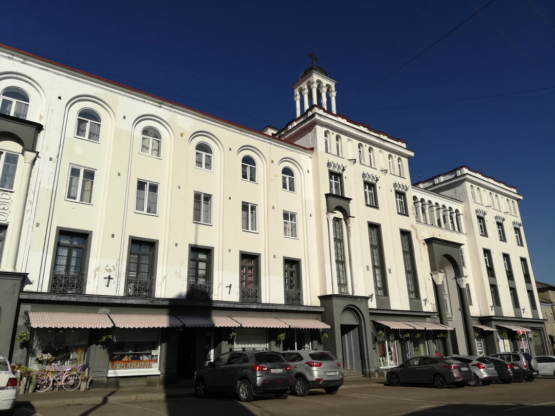 Экскурсия понравилась. Начинается на платформе вокзала. Очень удобно для тех, кто сошел с утреннего поезда и