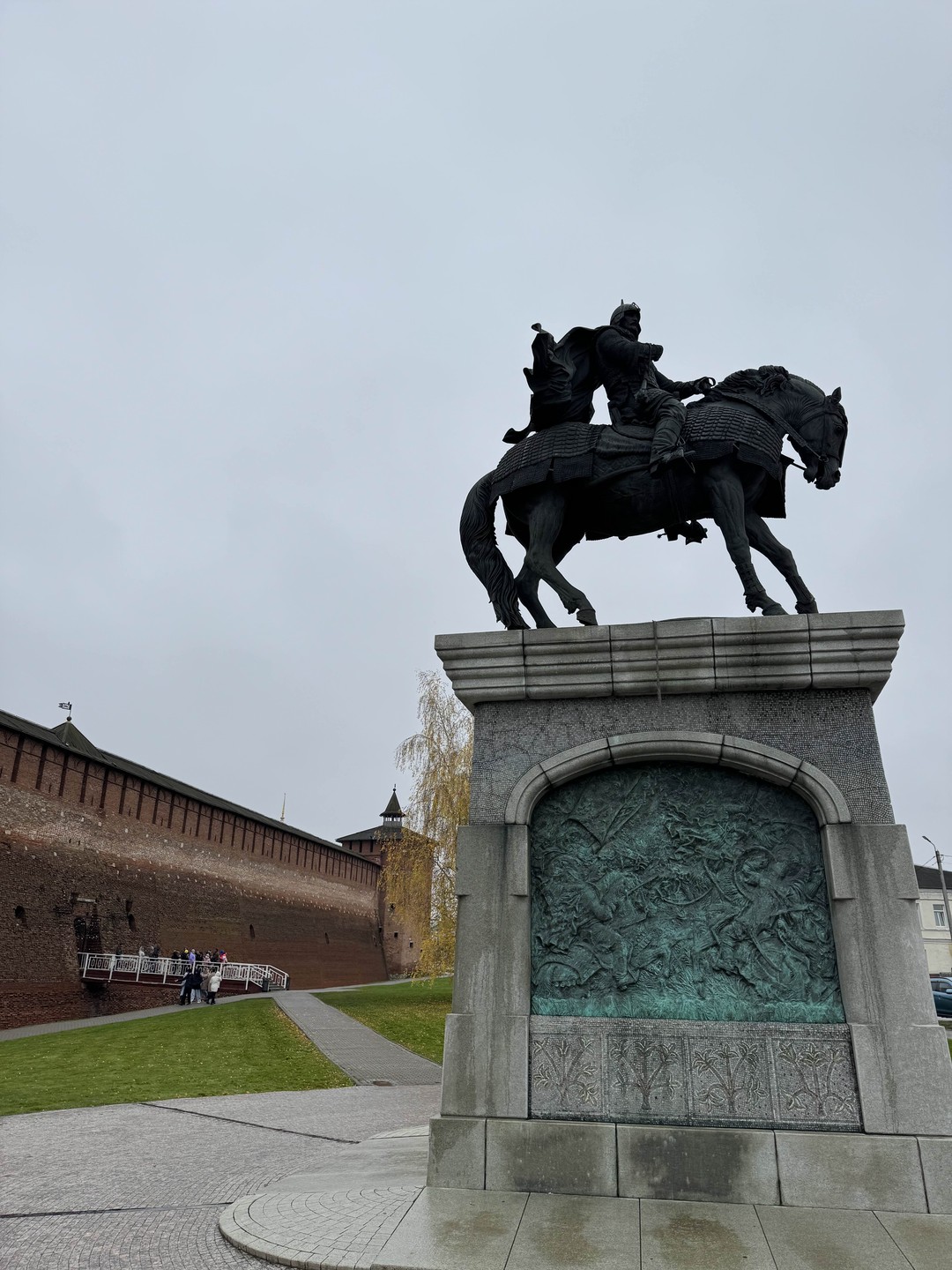 Экскурсия очень понравилась! Очень советуем именно ЭТОГО экскурсовода. Много ездим по России, есть с чем сравнить.