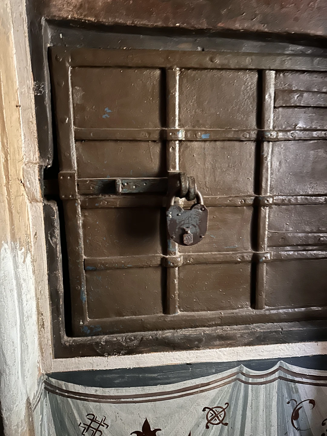 Спасибо огромное Полине за отличную экскурсию. Знающий, интересующийся, неравнодушный экскурсовод, Полина не оставила ни один дополнительный