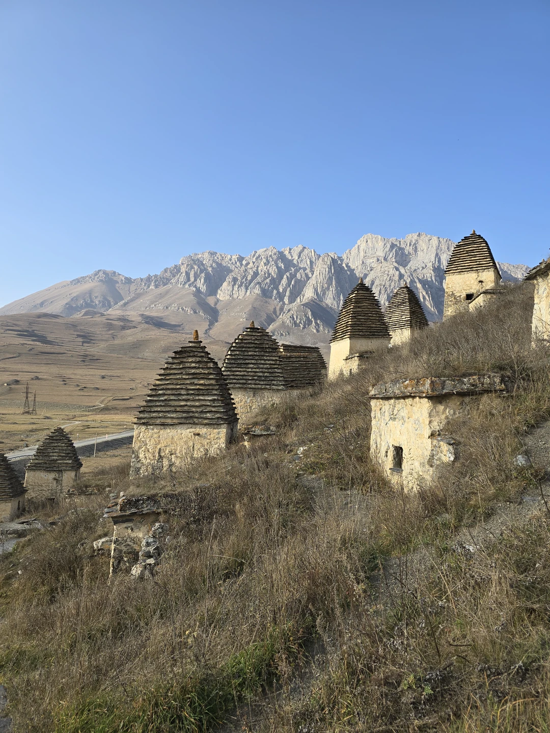 Был всего 1 свободный день во Владикавказе, решение об экскурсии пришло спонтанно, и не прям с