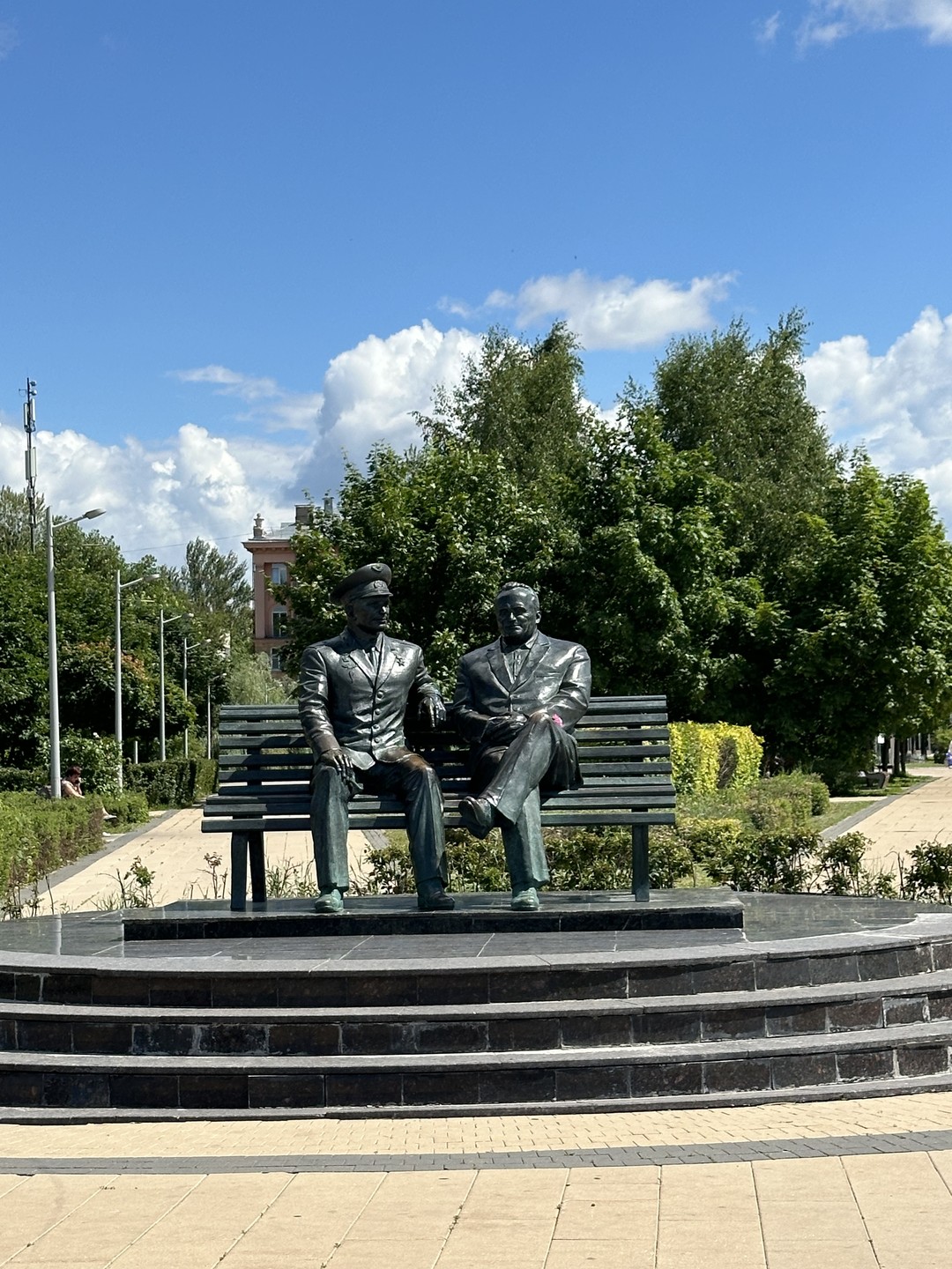 Очень понравилась экскурсия. Видно, что Дмитрий очень любит свой город, он здесь вырос, все знает до