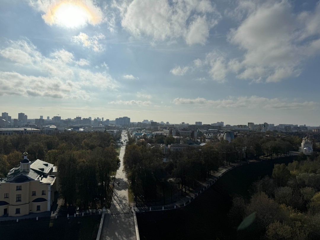 Экскурсовод был просто фантастический, очень интересная экскурсия, не хотелось заканчивать