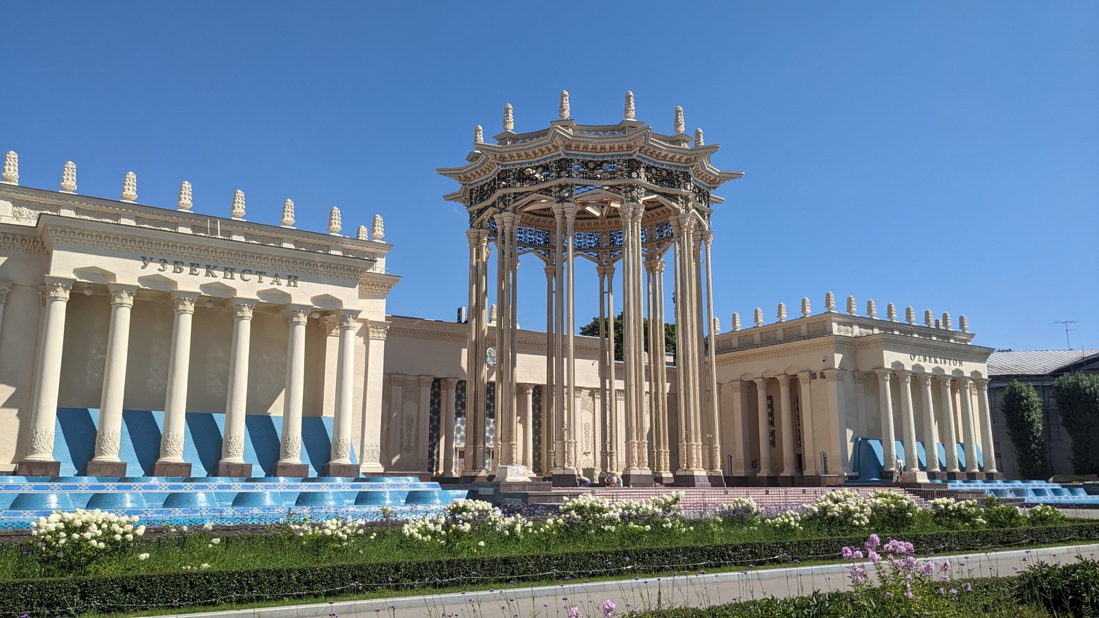 ВДНХ: от Всесоюзной сельскохозяйственной до главной выставки России