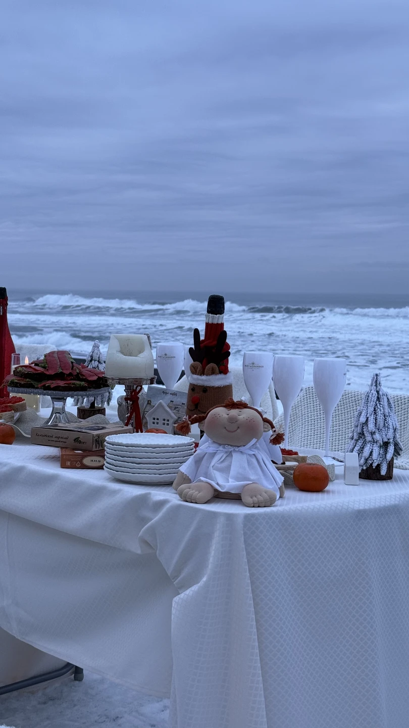 Великолепная экскурсия в любую погоду, любое время года! С таким гидом как Валентин хочется не расставаться