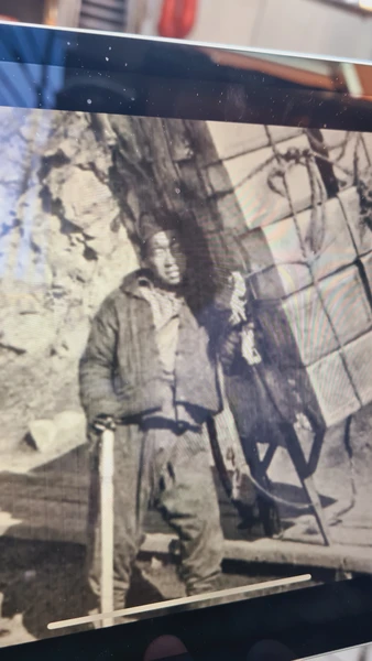 интересная яркая экскурсия. прогулка была очень комфортной и легкой. Отдельное спасибо, Евгения, за чай - согрелись