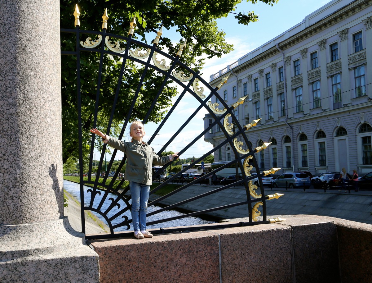 Фото Фотоэкскурсия «Петербург снаружи и с изнанки»