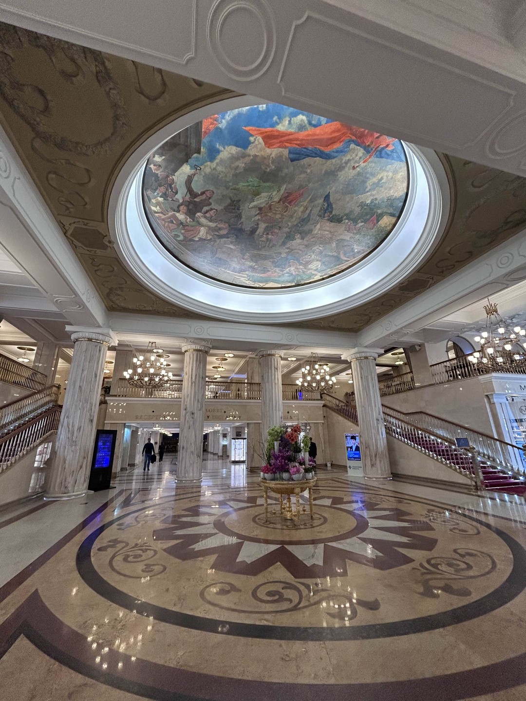 Лучшее, что можно сделать, оказавшись в Москве (особенно впервые), это поехать на экскурсию со Станиславом!