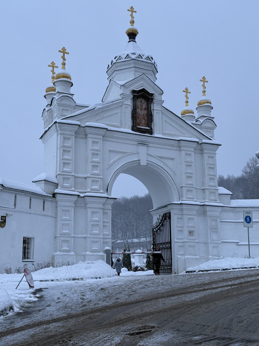 По Нижнему Новгороду - на авто (Ингрид)