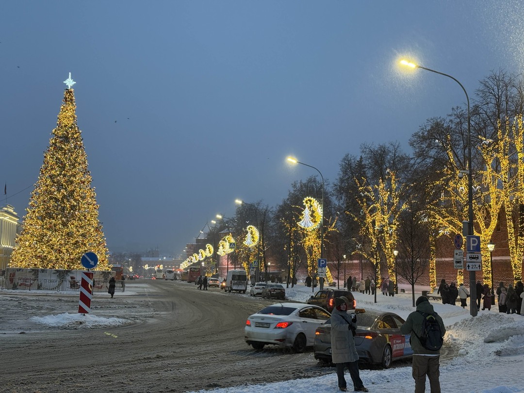 Хотим выразить огромную благодарность Людмиле за блестяще проведенную экскурсию! Это был не просто набор фактов, а