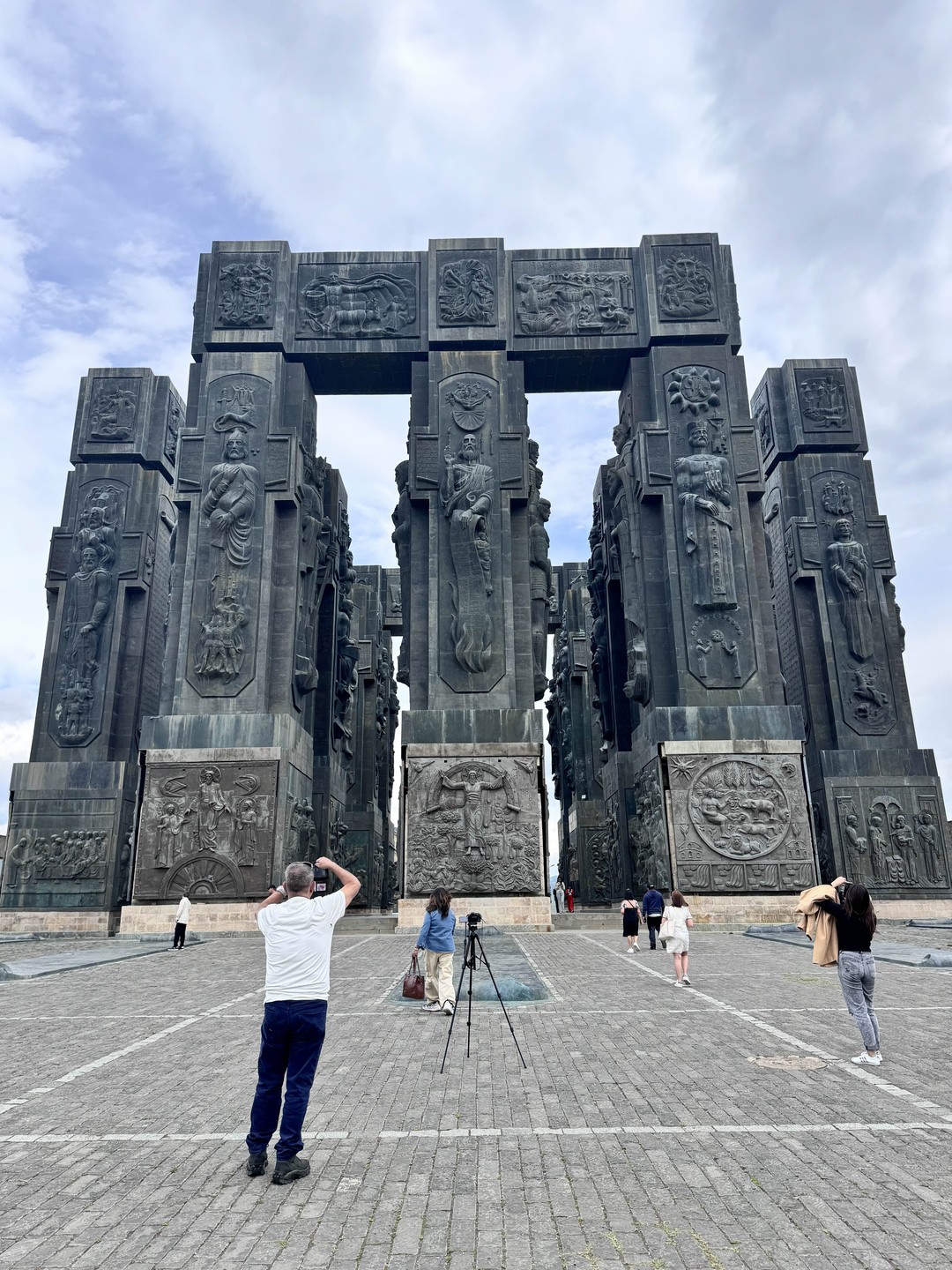 Хочу выразить огромную благодарность гиду за потрясающую экскурсию. За один день увидели очень много красивых достопримечательностей