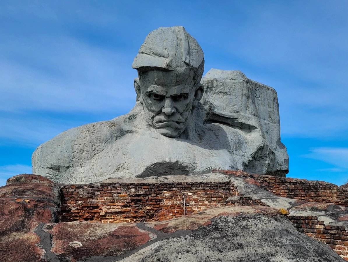 Из Минска — в Брест, город с тысячелетней историей