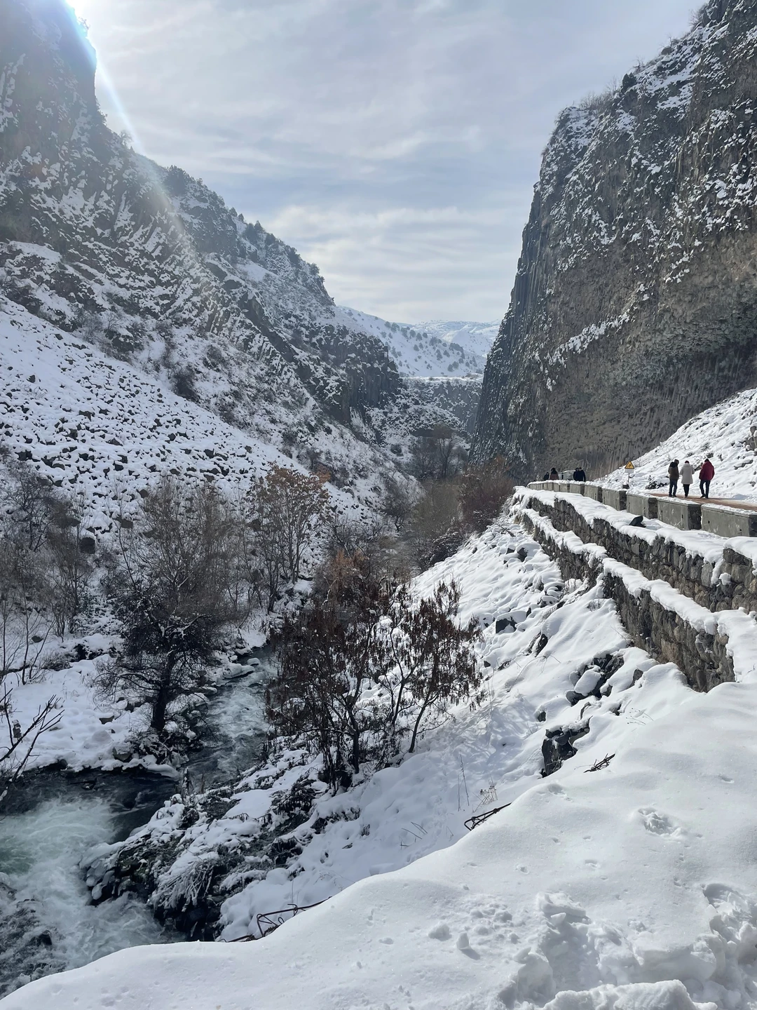 Экскурсия очень понравилась! Армен-гид, экскурсовод, водитель, выше всяких похвал. Всегда подскажет где надо побывать, где что