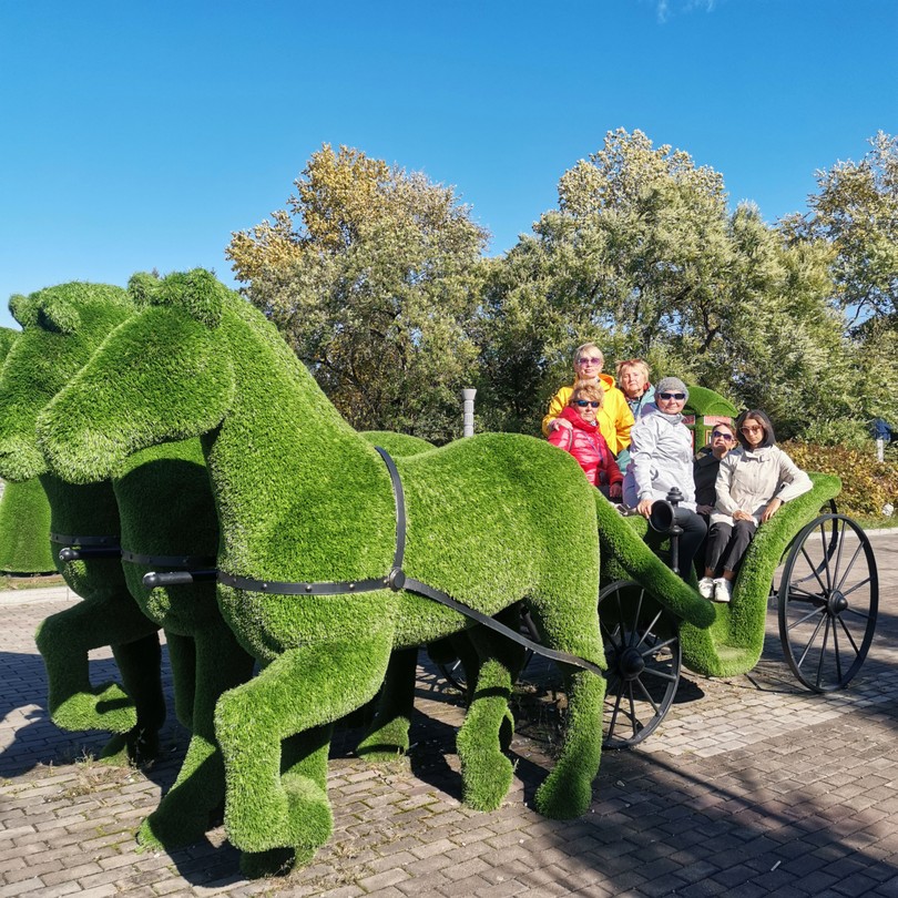 Мы гуляли по Биробиджану с гидом Лидией. Остались довольны. Все посмотрели, много нового узнали и по