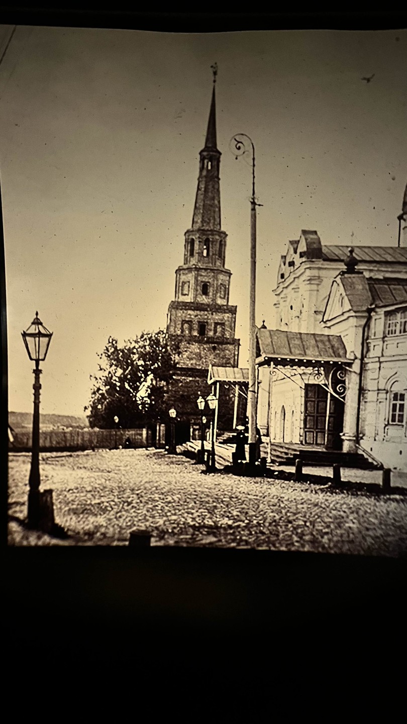 Казанский кремль в вечерних огнях (Аделина)