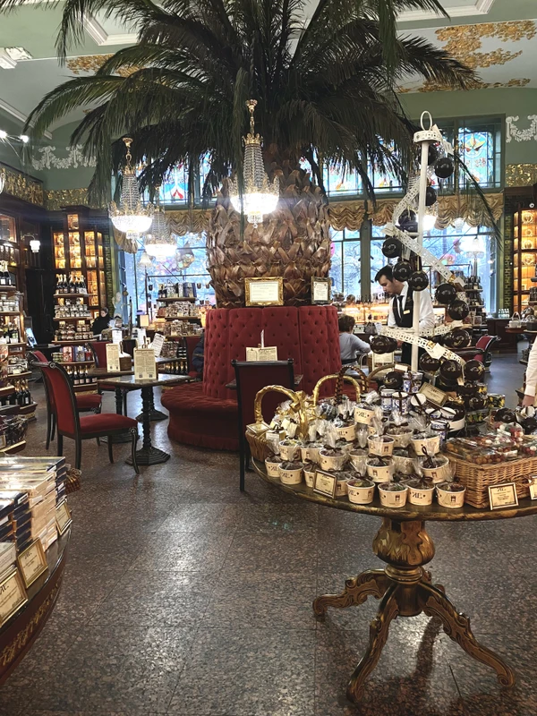 Невский проспект - сквозь века