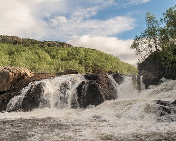 Живописные водопады
