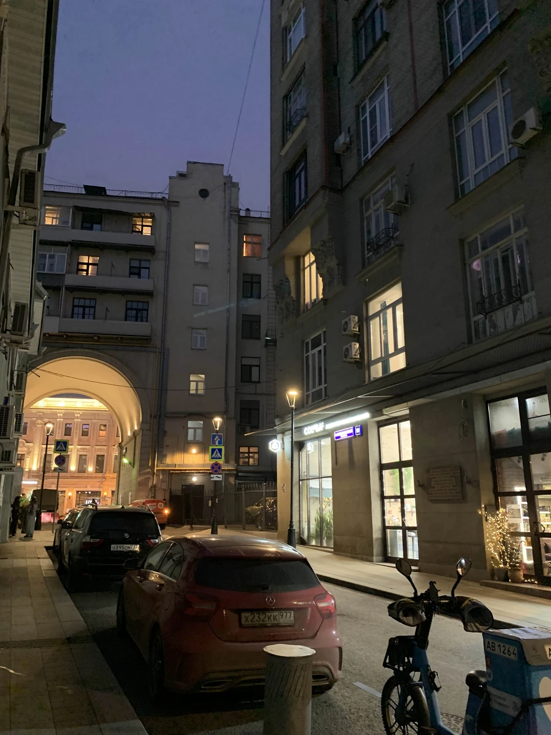 невероятная экскурсия «Бал у Булгакова: прогулка по страницам книг» с гидом Светланой!