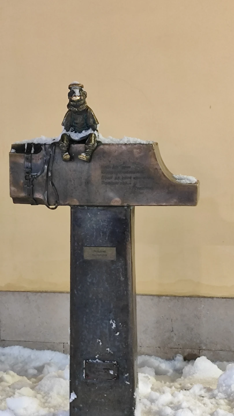 Впервые были в Туле. Спасибо замечательному экскурсоводу Артему за его интереснейший рассказ. Он с юмором, с