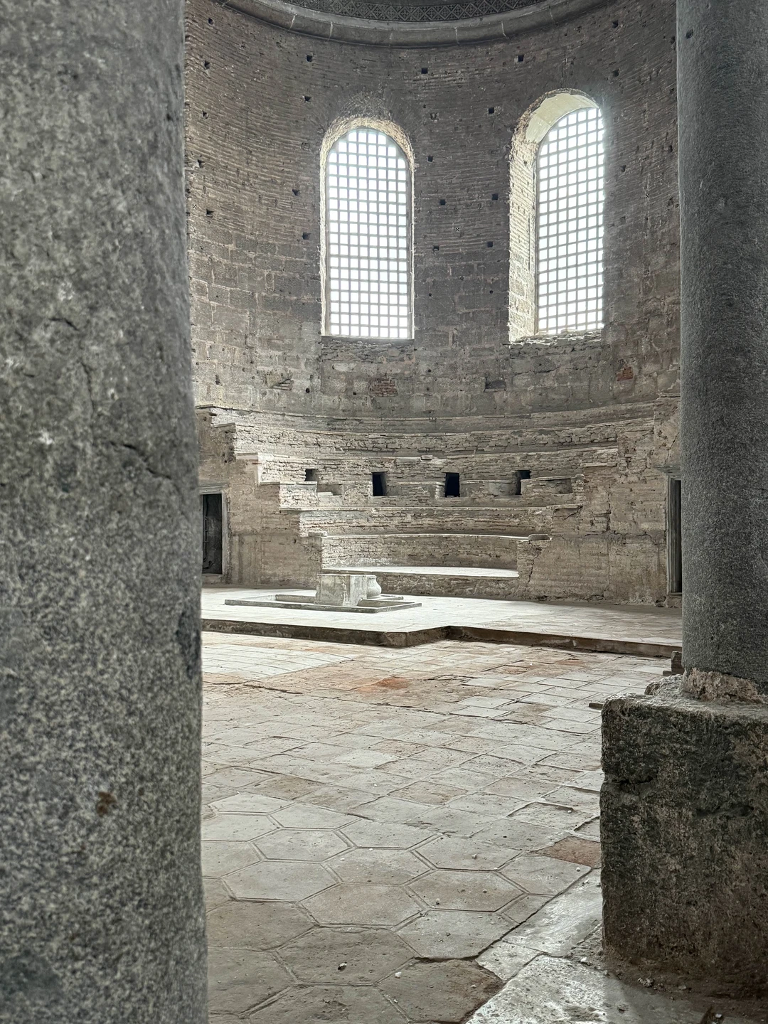 Конечно! Вот пример тёплого и содержательного отзыва: