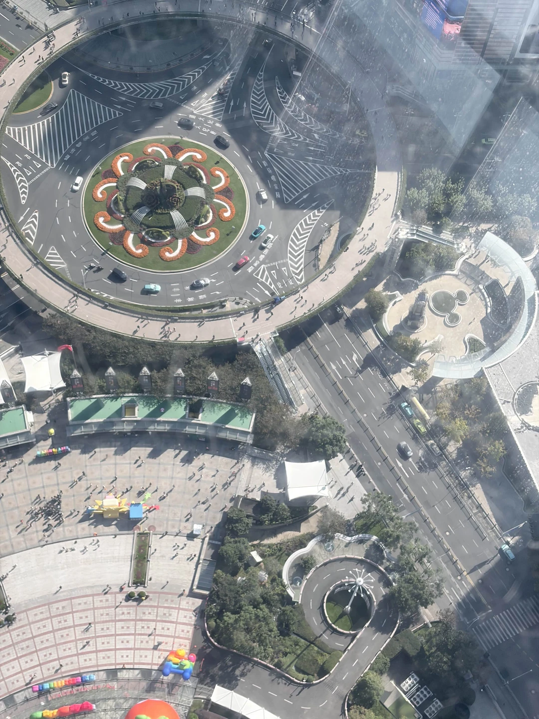 Рекомендую данного организатора и эту экскурсию. Все продумано. Комфортабельный автомобиль, забрали из отеля хотя мы проживали