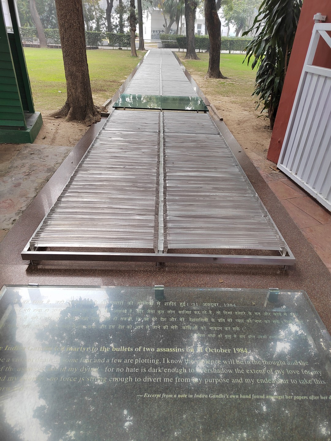 Эта экскурсия была действительно полным погружением в Дели. Гид Притхви прекрасно знает материал и очень грамотно и своевременно его преподносит