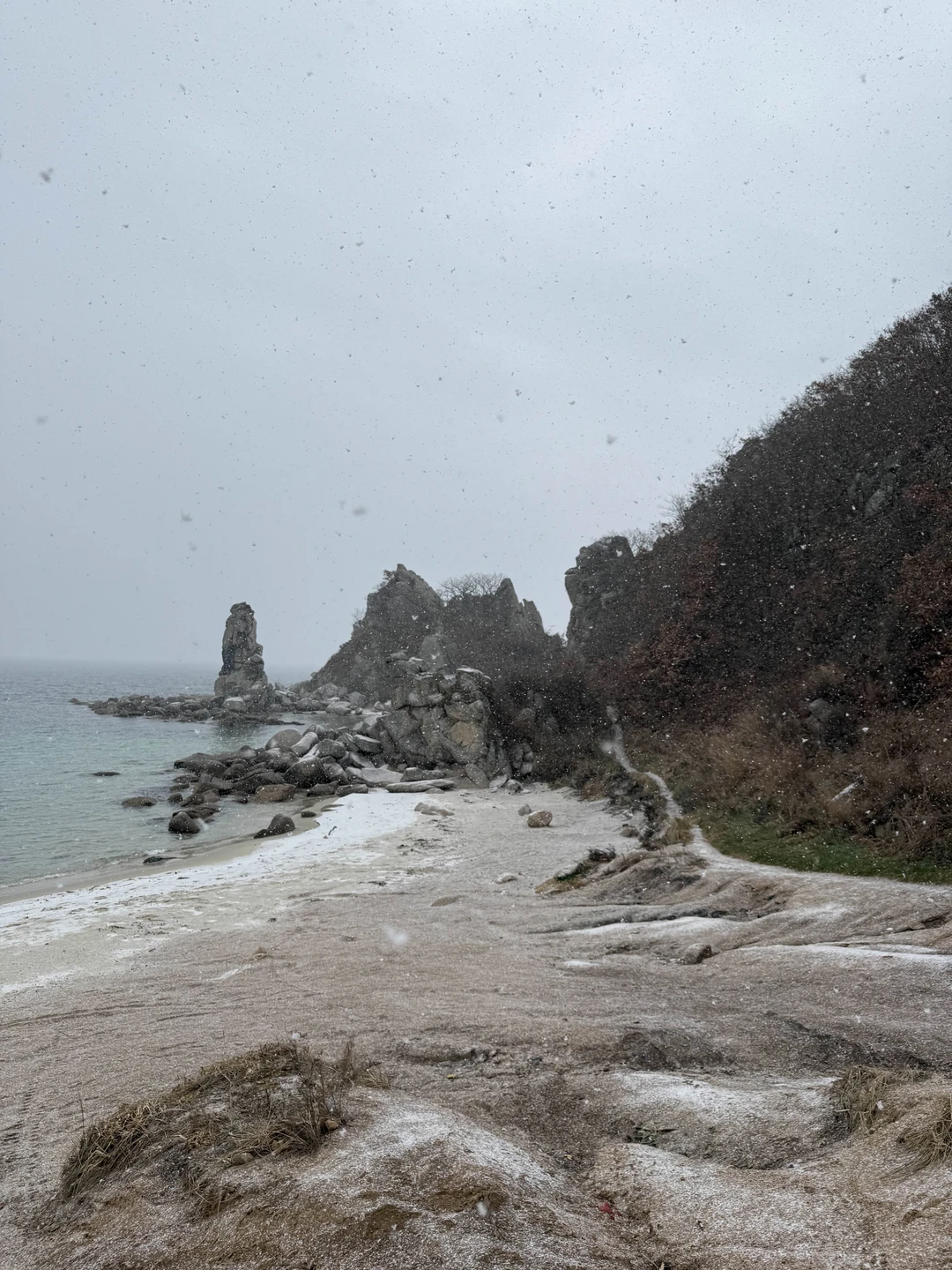 Прекрасная экскурсия! Всем любителям природных ландшафтов, экстремального вождения, вкусной еды советую 👍👍👍👍! Спасибо большое Алине за