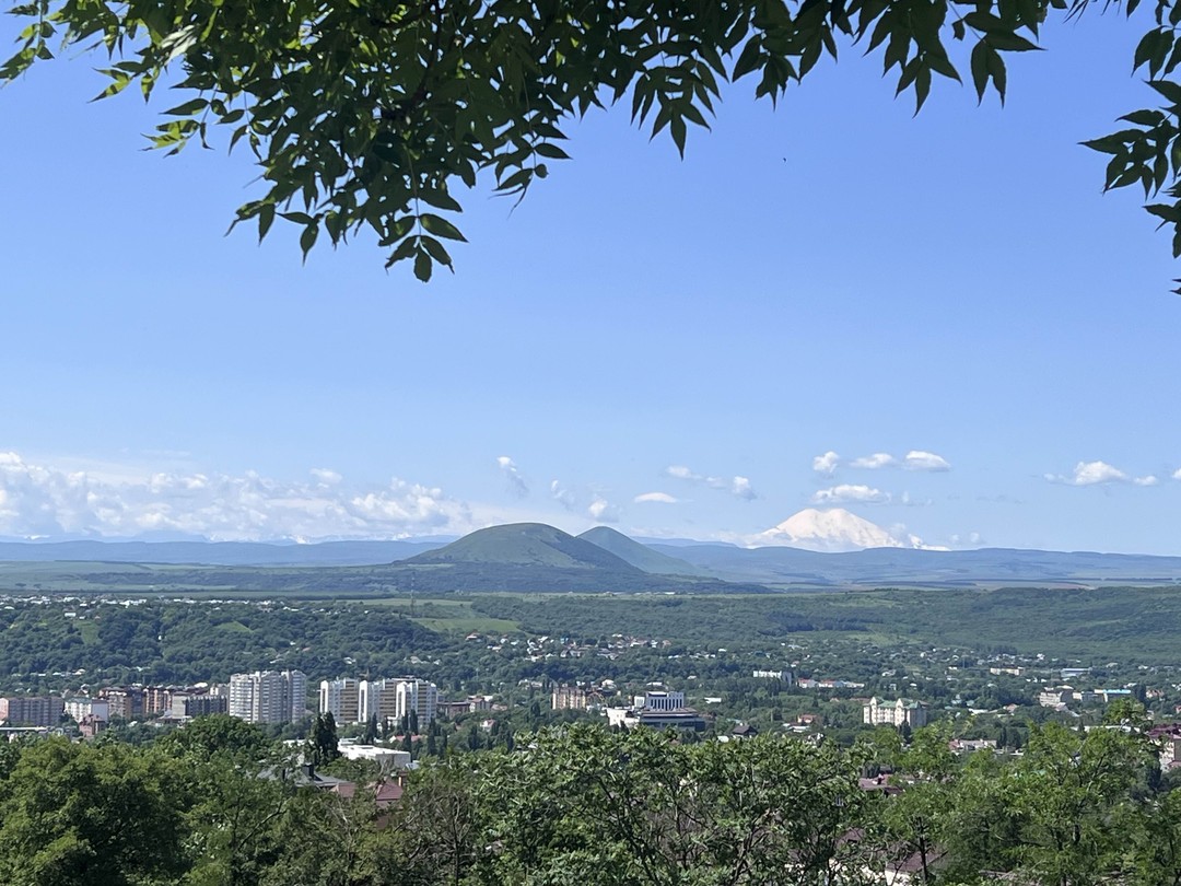 Во всех наших семейных путешествиях мы стараемся расставить акцентные памятные точки, и эта экскурсия стала одной из них