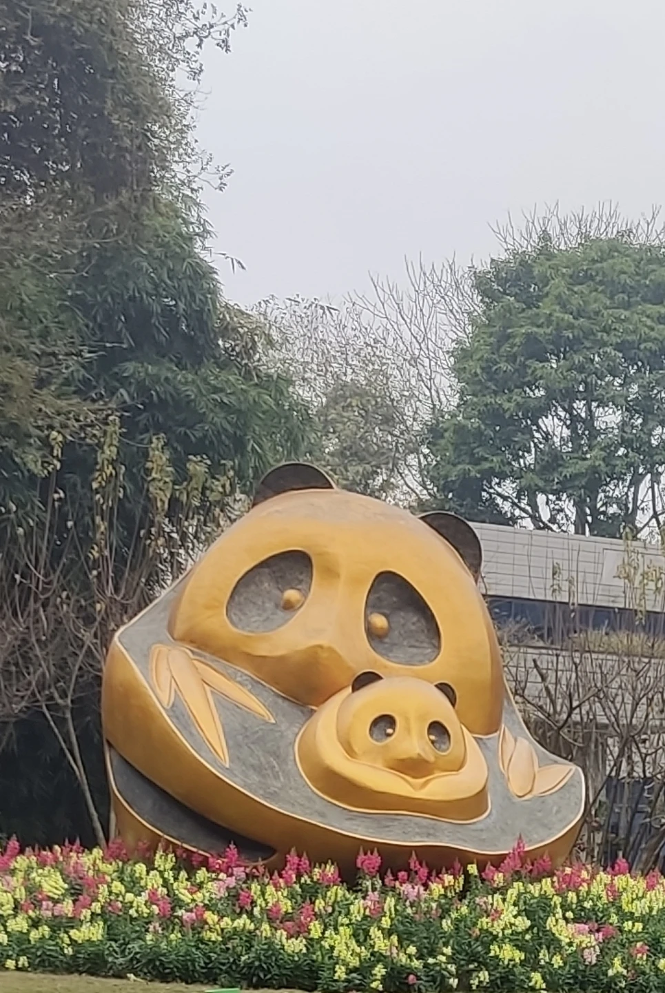 Хотелось бы начать с большого спасибо за чудесное знакомство с Чэнду! 🫶🏻