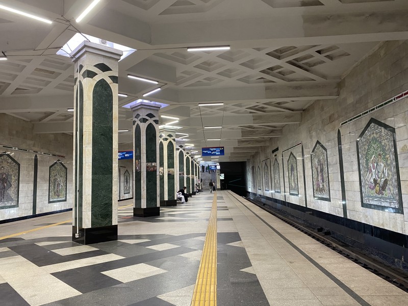 По Казани на трамвае и метро