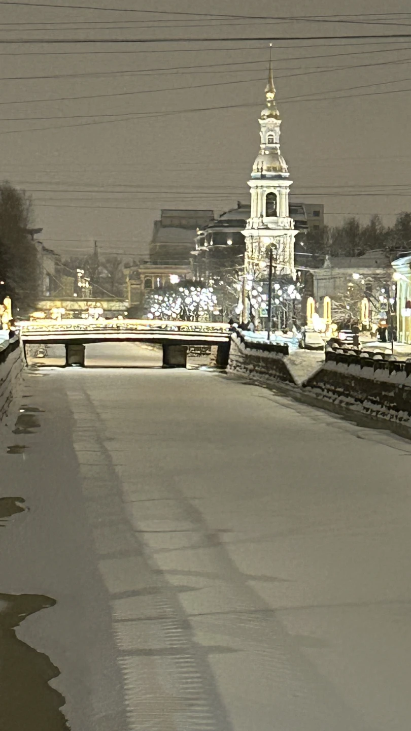 Теплый заснеженный Петербург! Возможно ли такое? Сегодня в Петербурге было много снега и мест от которых