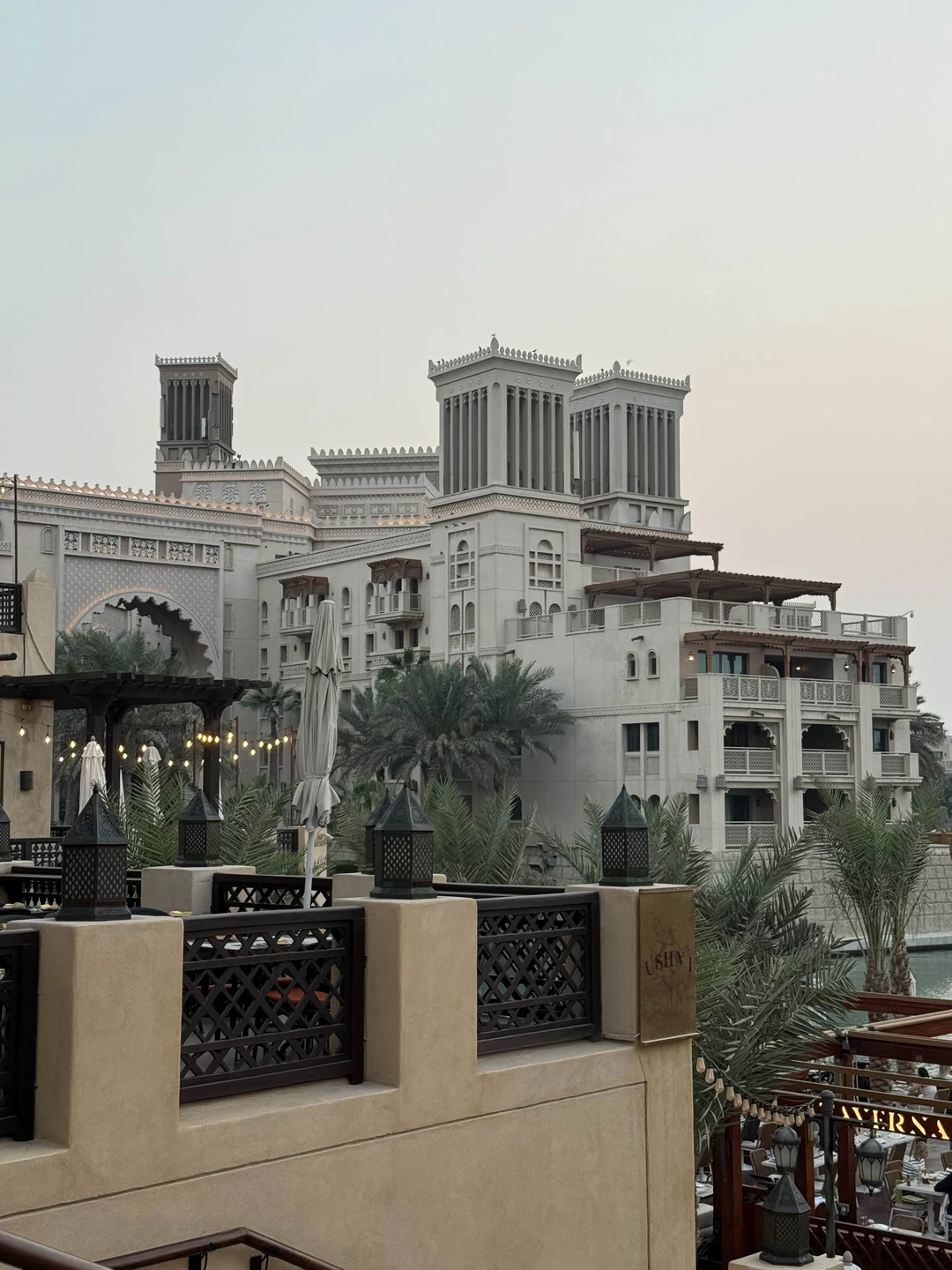 Ездили на экскурсию с двумя детьми 8 и 10 лет. Индивидуальный трансфер в этом плане -