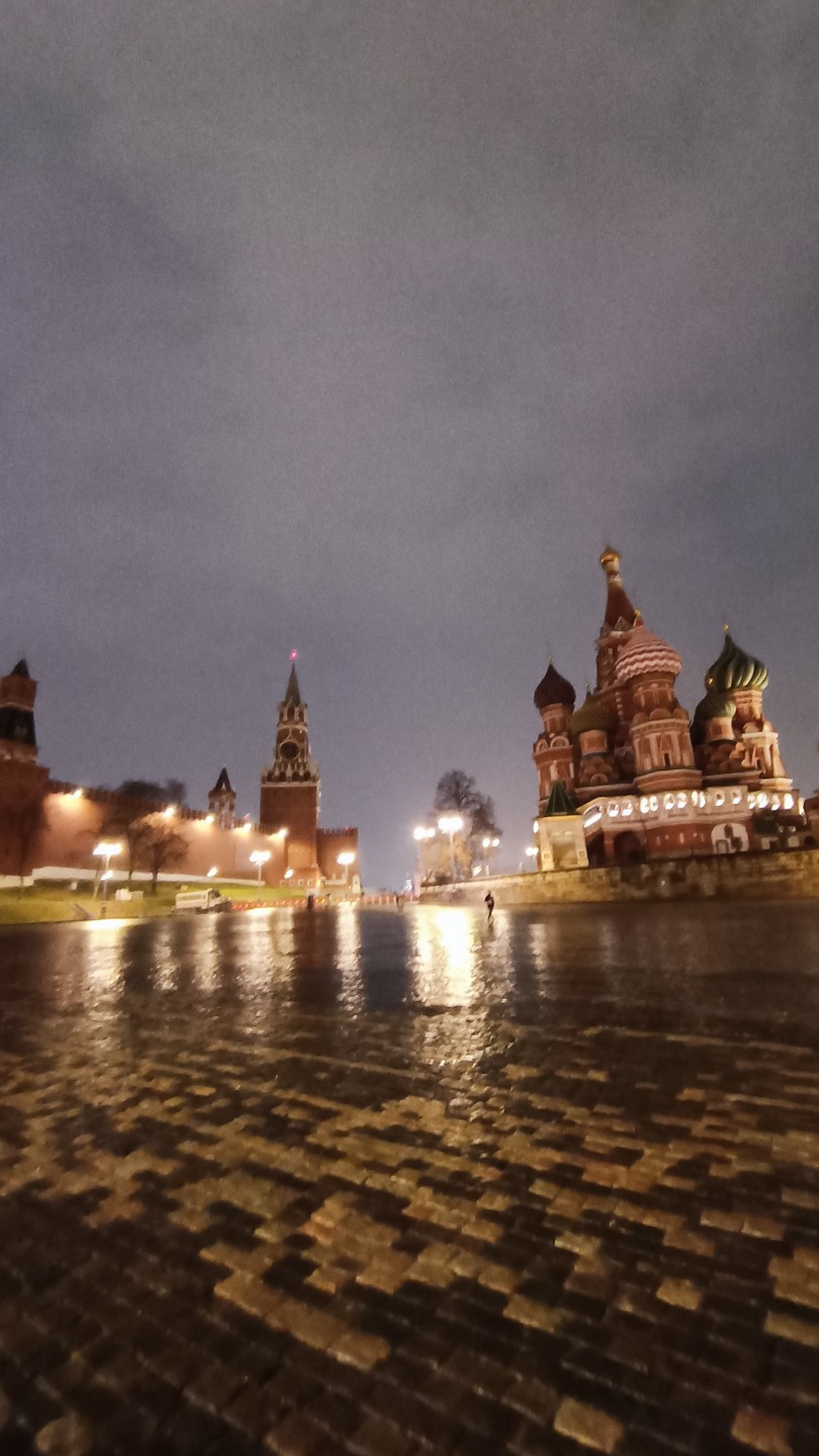 Обзорная вечерняя экскурсия по Москве (Диана)