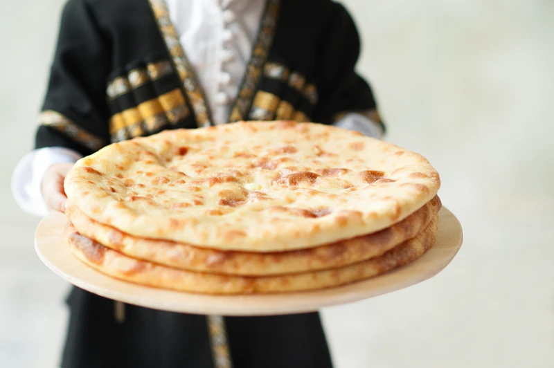 На поезде к жемчужинам Кавказа: города, горы, кухня, традиции 5 республик