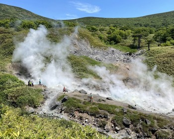 Перелёт на Итуруп, вулкан Баранского