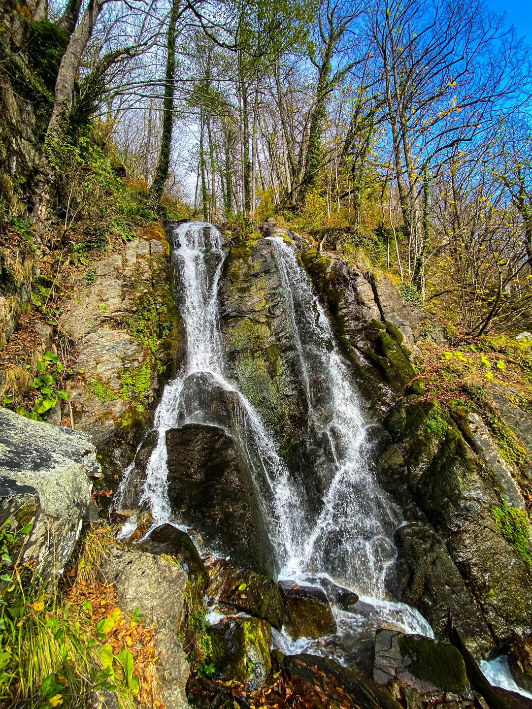 Отличная экскурсия на небольшую группу, уровень сложности маршрута средний, местами неподготовленным может быть сложно, но таких