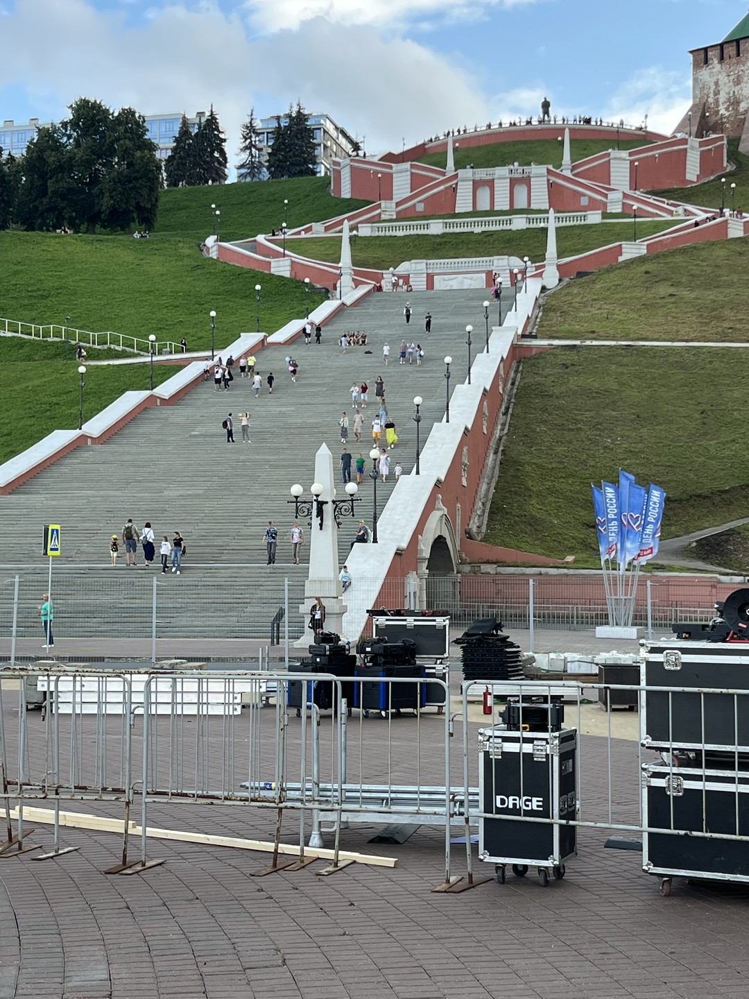 Огромное спасибо Борису за невероятно увлекательную экскурсию по Нижнему Новгороду! Благодаря его профессионализму и любви к