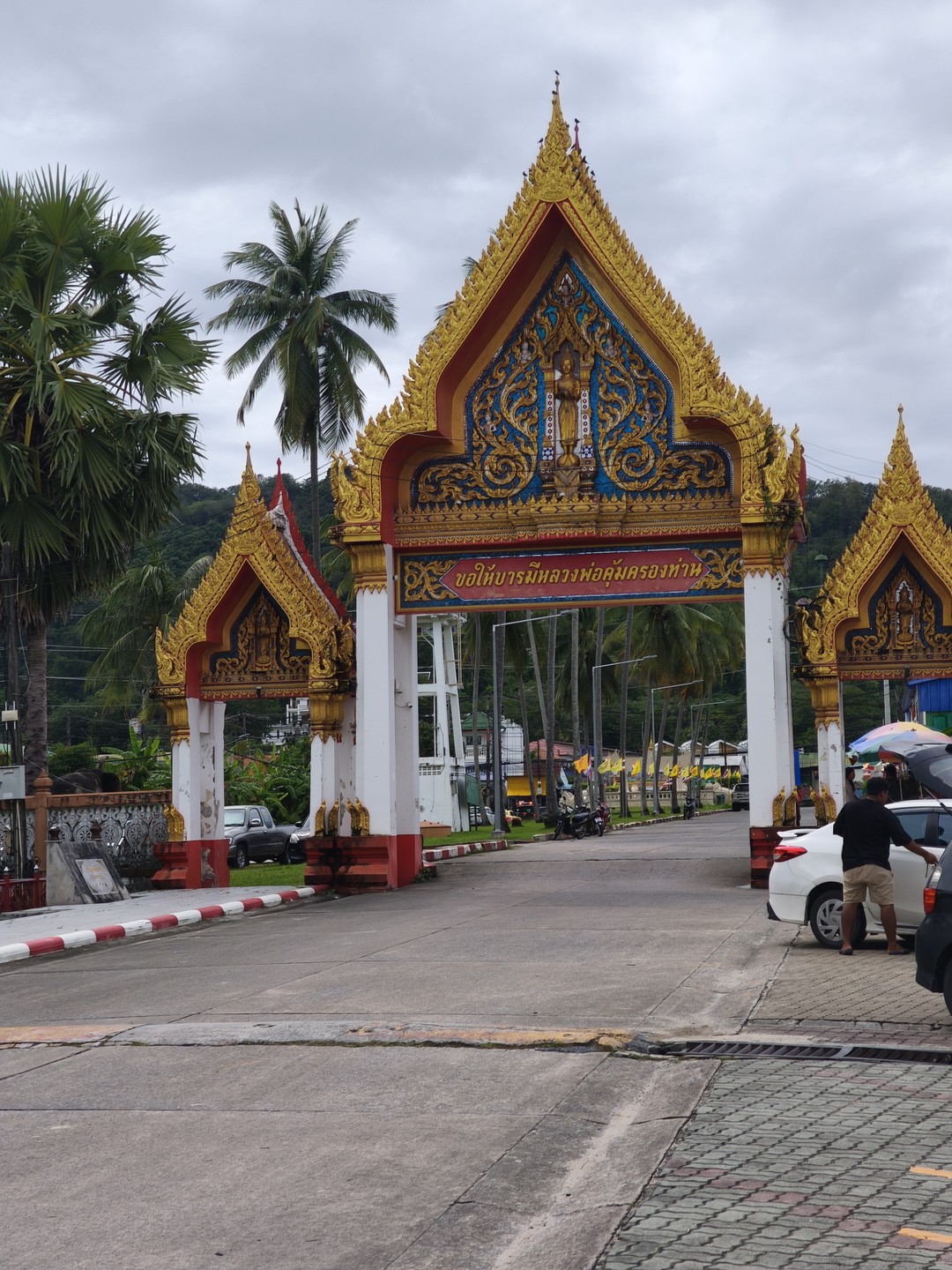 Сегодня были на экскурсии с Владимиром! Это был замечательный и запоминающийся день! Хочется отметить великолепные знания
