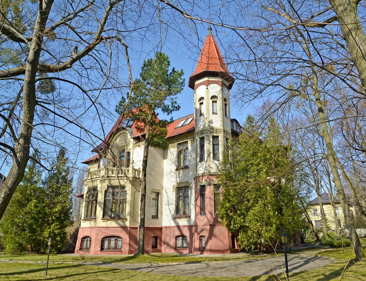 Фото 1 - Экскурсия: "Амалиенау в деталях и историях"