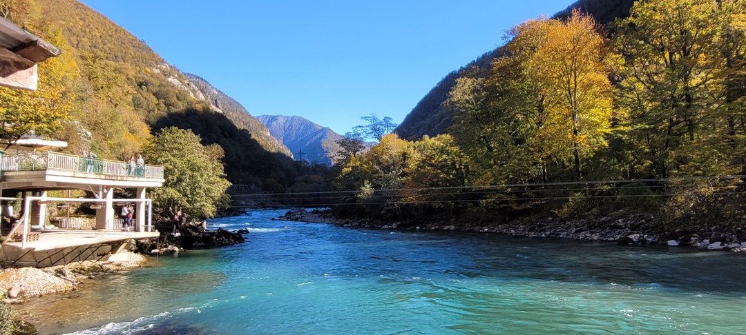 Все прошло отлично, я в полном восторге от природы Абхазии, горы это отдельная любовь, Азамат просто