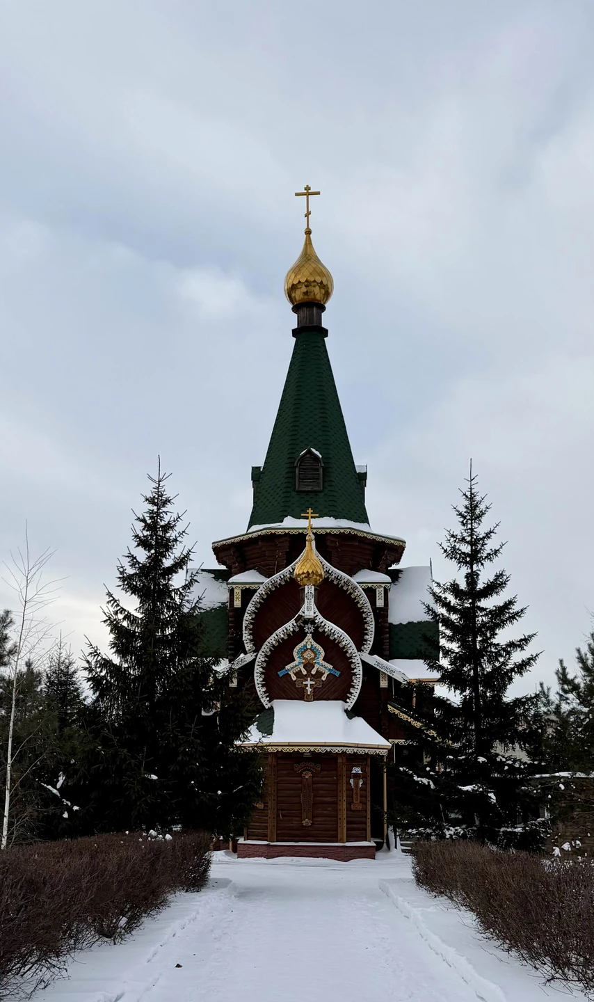 Спасибо! Будучи местным жителем, очень много нового и интересного узнала, несмотря на холодную погоду, все прошло