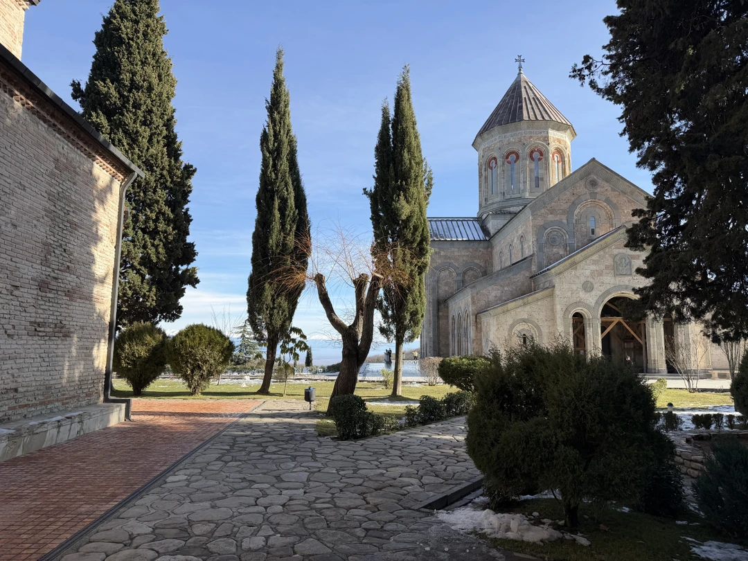 Две Кахетии за 1 день: пещерный монастырь Давид-Гареджи, пустыня и город Сигнаги (Мария)