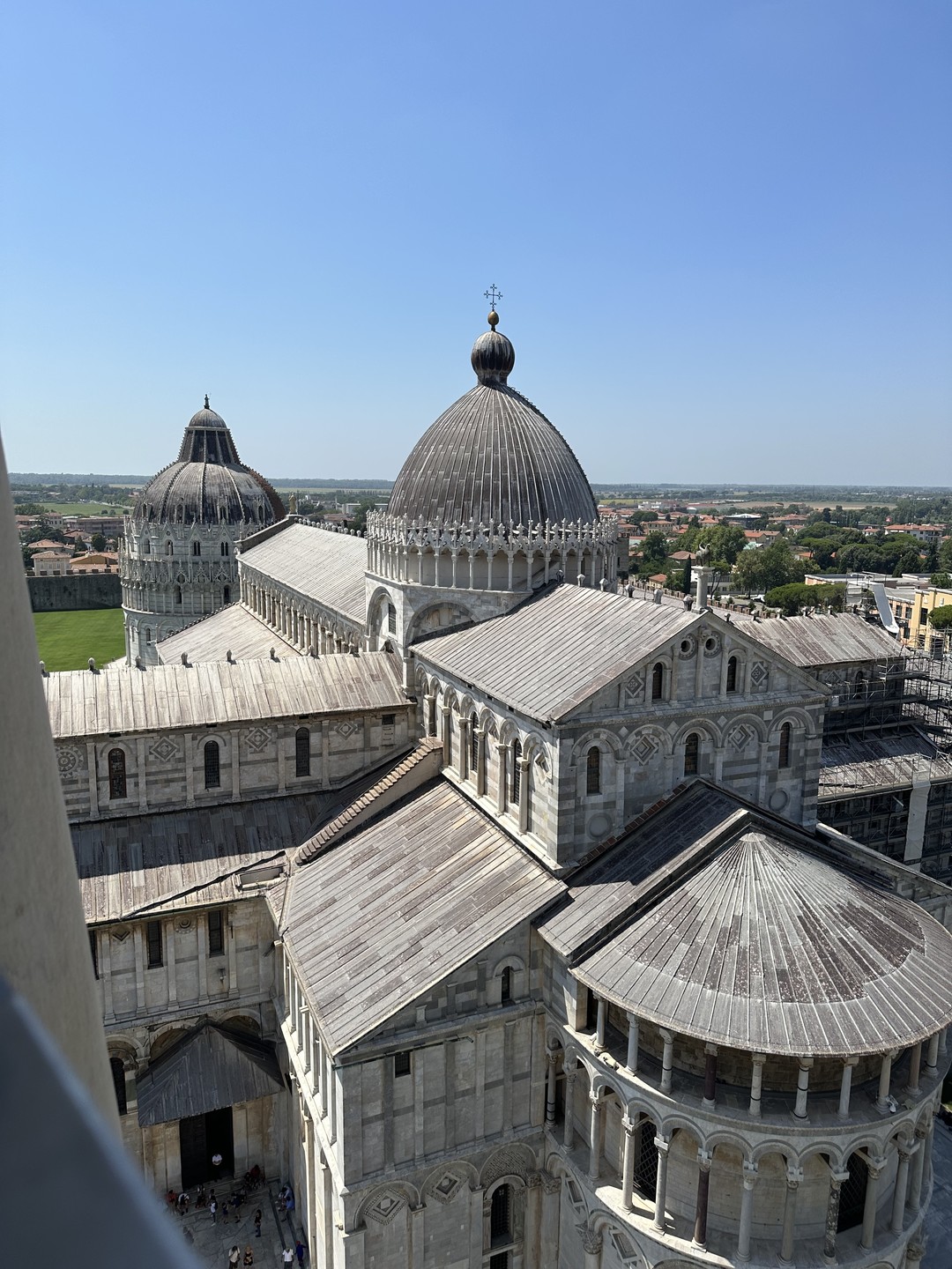 Отличная экскурсия по всем большим достопримечательностям Пизы, Светлана прекрасно рассказывает про архитектуру, историю, искусство, было жарко,