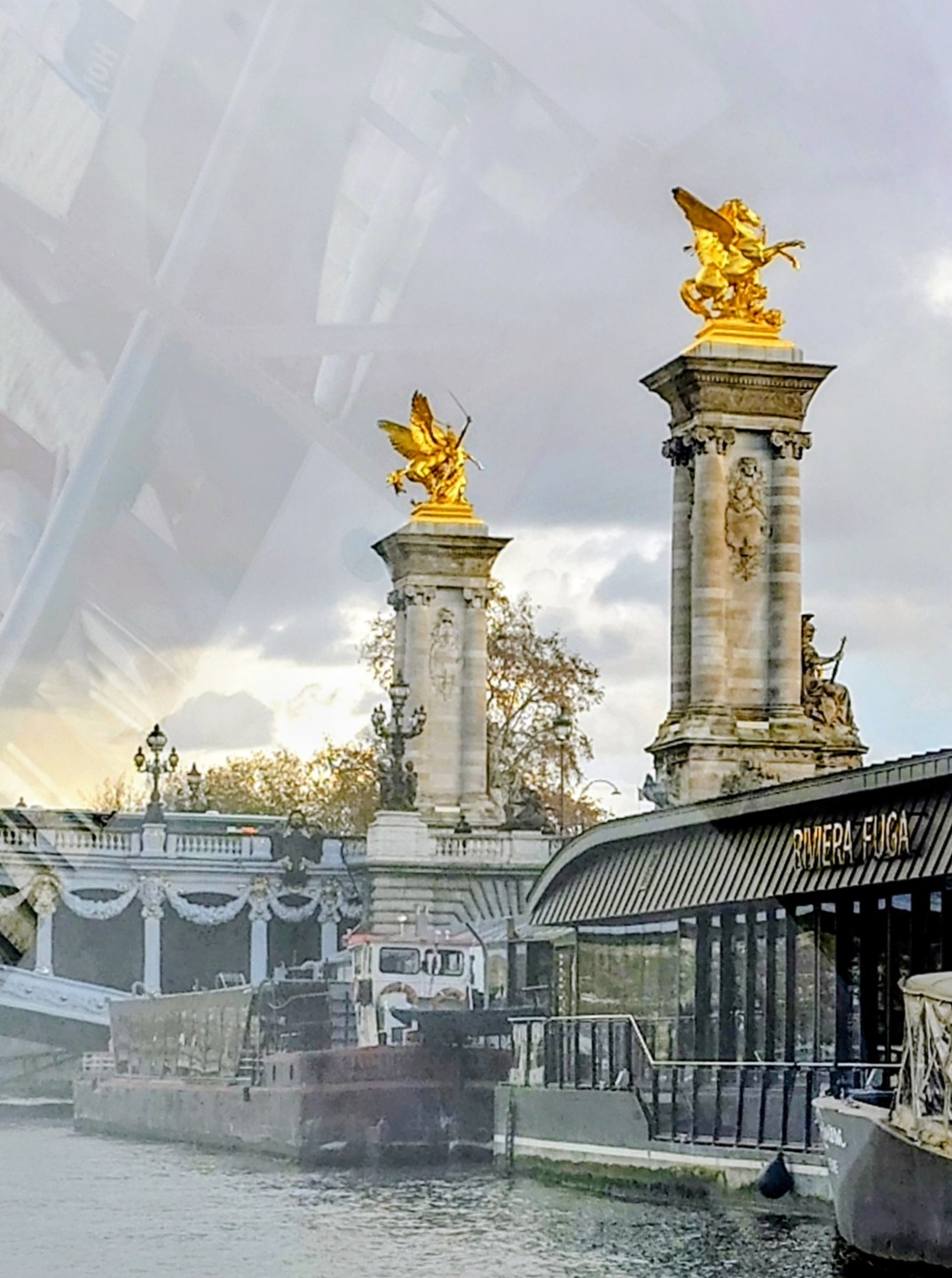 Отдельное спасибо Денису за рекомендацию, где можно пообедать