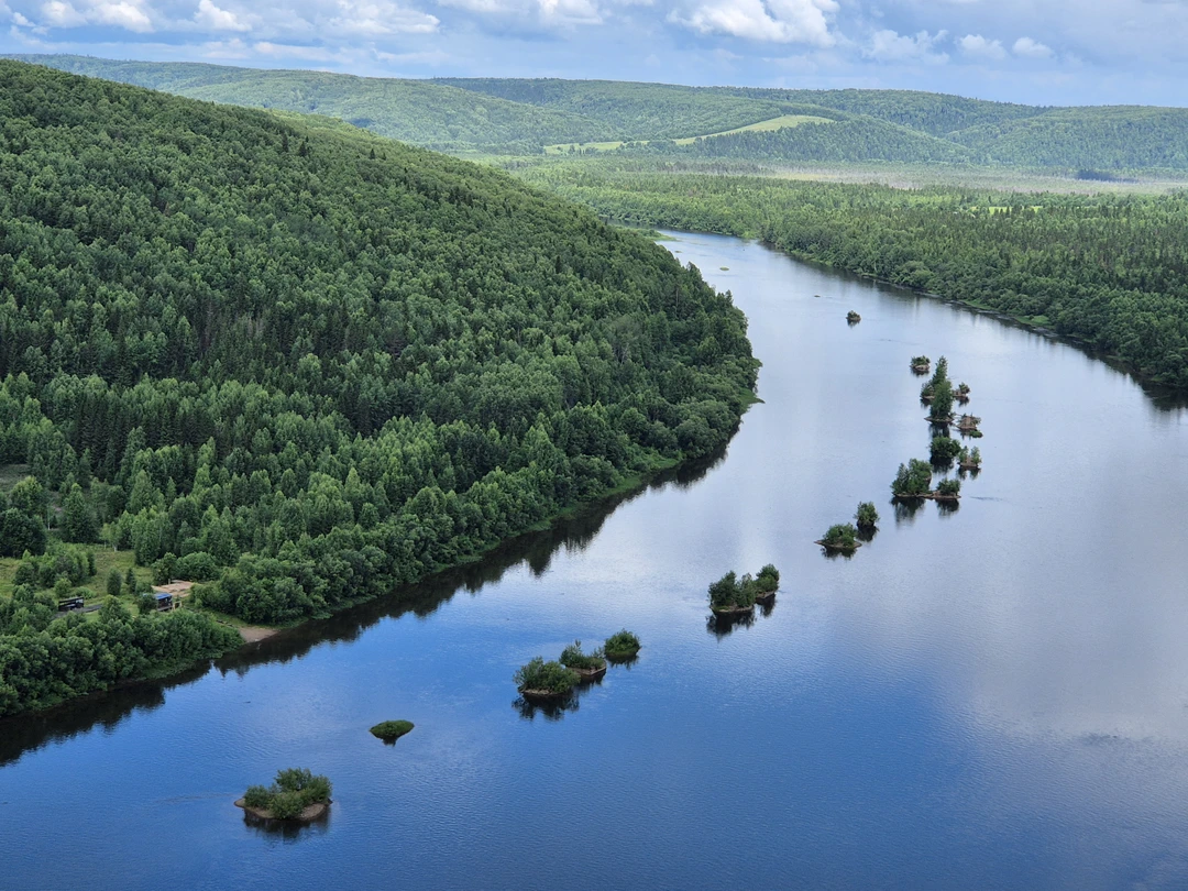 Если без лишних слов: ТОЧНО НУЖНО ПОЕХАТЬ! Не пожалеете!